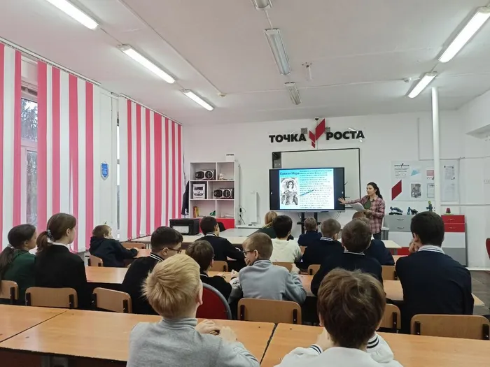 photo_5345812928974159396_y