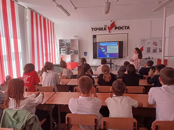 photo_5474243351751548666_y