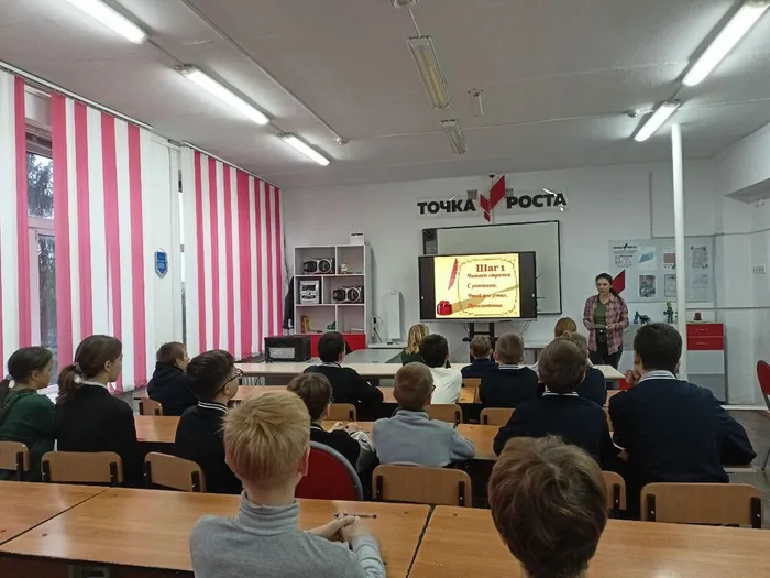 photo_5345812928974159383_y