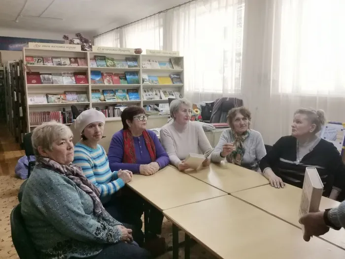 photo_5265131543117030983_y