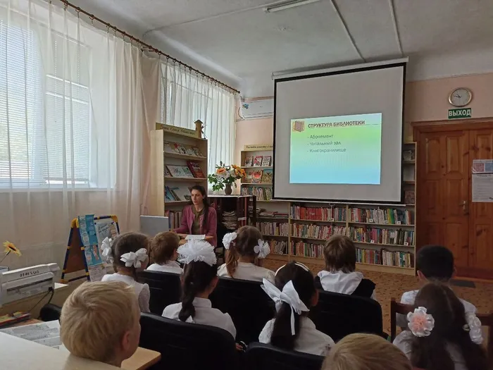 photo_5427368190352156068_y