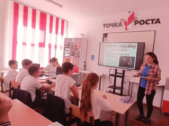 photo_5204190565686699189_y