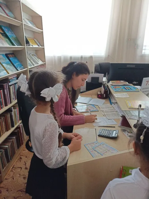 photo_5427368190352156101_y