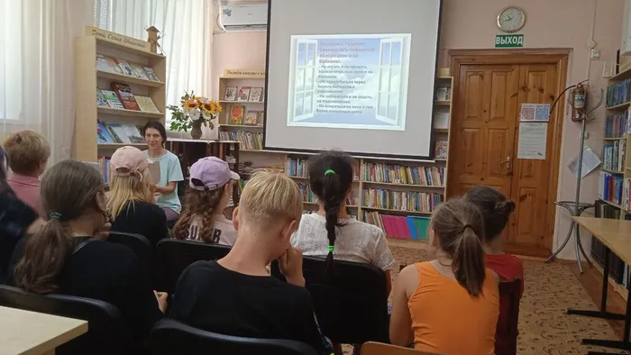 photo_5235654834672228773_y