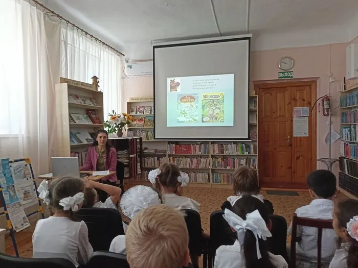 photo_5427368190352156071_y