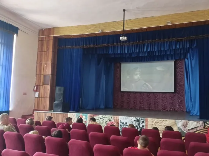 photo_5442664364189547342_y