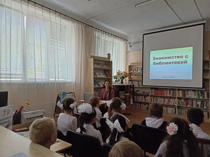 photo_5427368190352156066_y