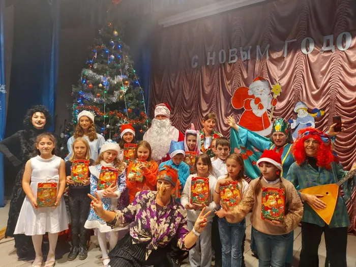 новогоднее представление