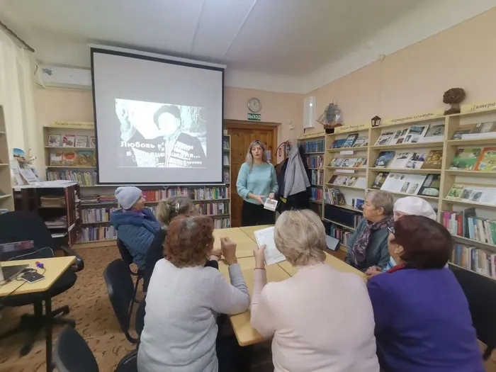 photo_5265131543117030986_y