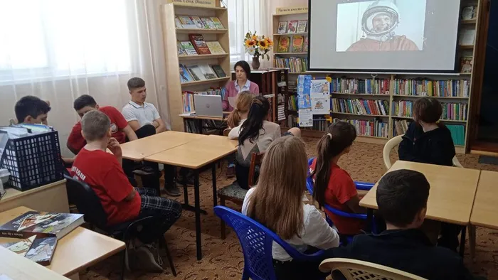 photo_5244621287572233403_y