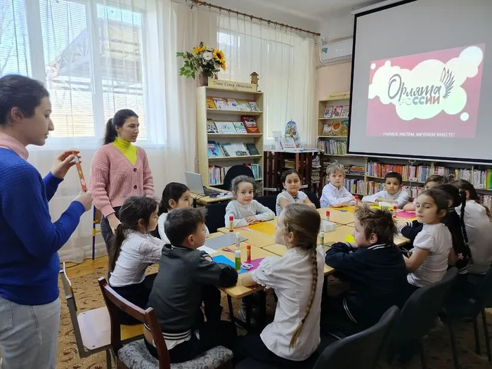 photo_5249500580873889274_y