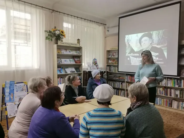 photo_5265131543117030984_y