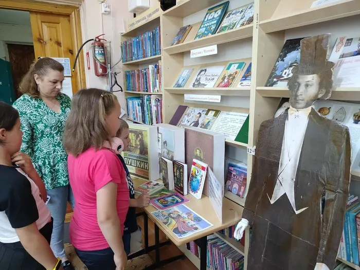 photo_5339209111813878904_y